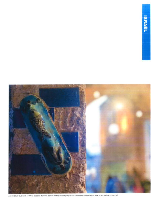L’Arche n°687, juillet-août 2021, portfolio « Portes d’Israël » de Valérie Zarka, page 2