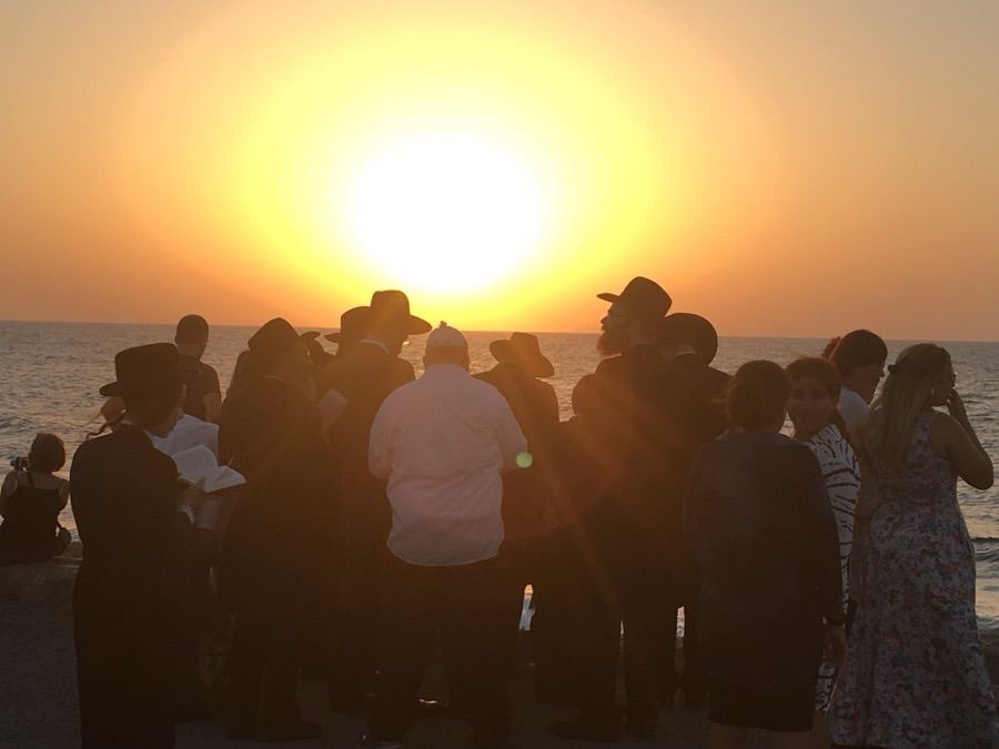 Tahslih, Tel Aviv – photographie d’art parue dans L’Arche, Kiko Art Photography by Valérie Zarka